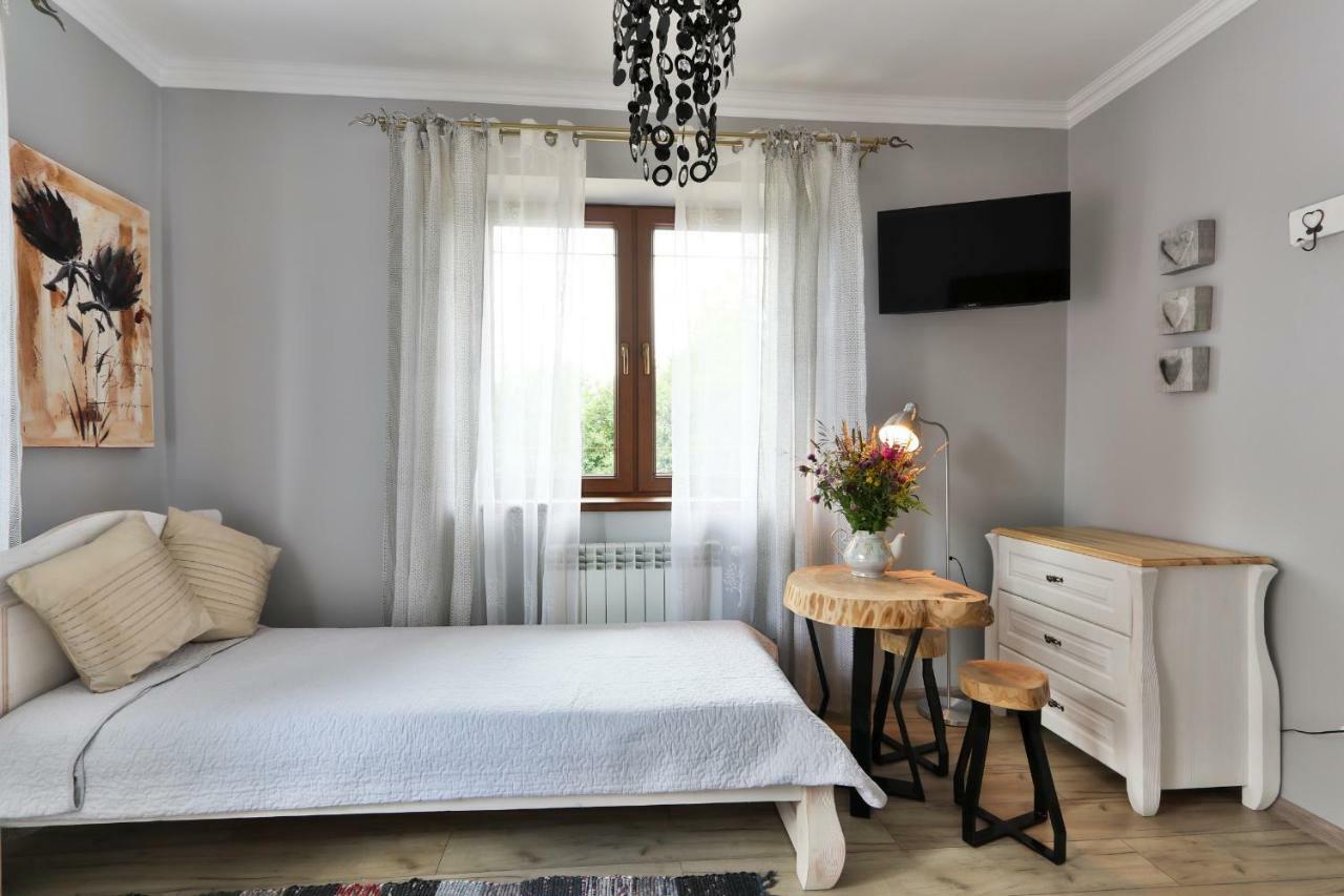 Pokoje Goscinne Rozek Poronin Exterior foto